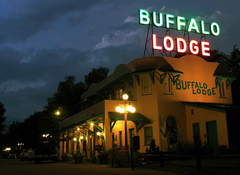 كولورادو سبرينغس Buffalo Lodge Bicycle Resort - Amazing Access To Local Trails & The Garden المظهر الخارجي الصورة