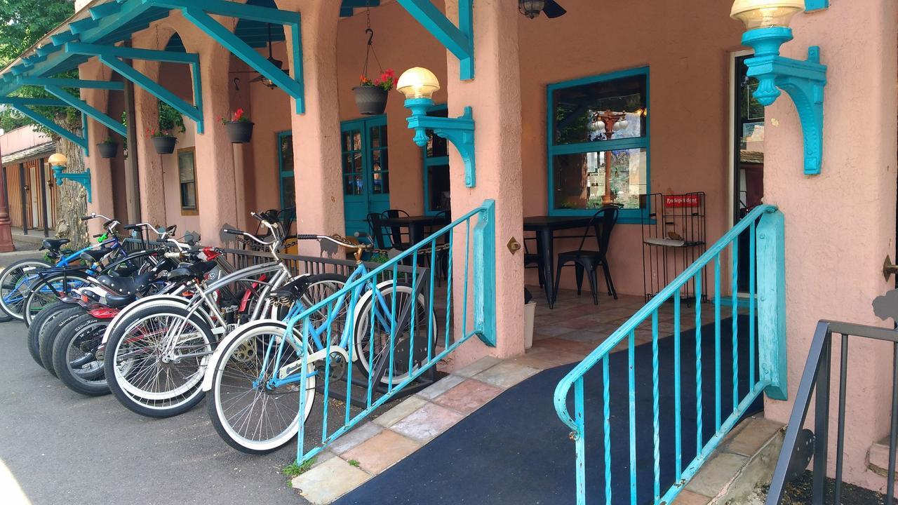 كولورادو سبرينغس Buffalo Lodge Bicycle Resort - Amazing Access To Local Trails & The Garden المظهر الخارجي الصورة